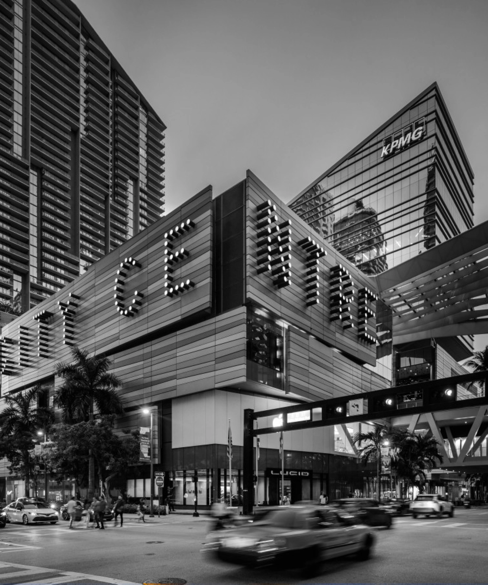 MIAMI CENTER Image of buildings in Miami.
